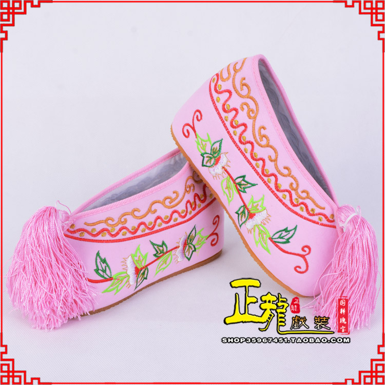 饶平花旦鞋女绣花彩鞋 舒适款草花内高彩鞋